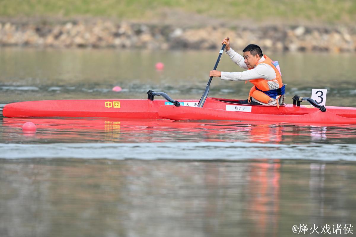 以桨为翼 残特奥会皮划艇项目展开多项决赛
