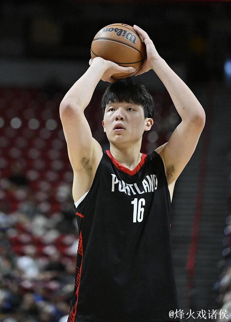 开拓者媒体人批评选杨瀚森决策 科沃德投篮能力更被需要